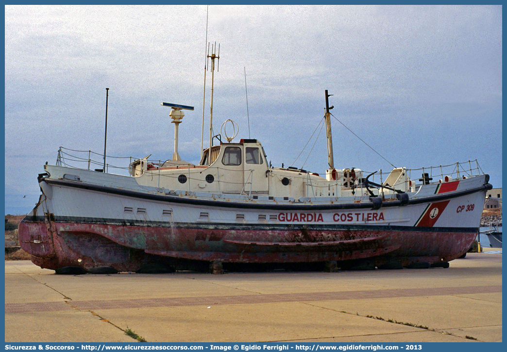 CP 309
Corpo delle Capitanerie di Porto
Guardia Costiera
Motovedetta di Salvataggio
Classe "Barnett"
Parole chiave: CP;C.P.;G.C.;GC;Guardia;Costiera;Capitaneria;Capitanerie;Porto