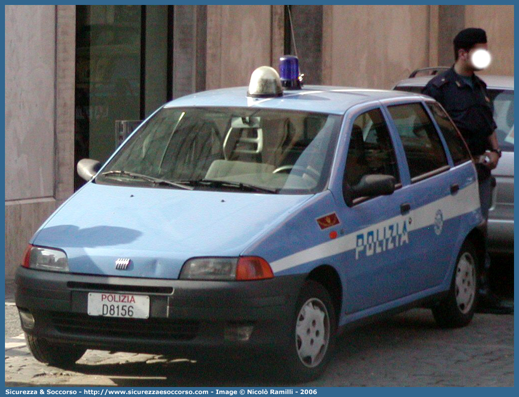 Polizia D8156
Polizia di Stato
Reparto Mobile
Fiat Punto I serie
Parole chiave: PS;P.S.;Polizia;Polizia di Stato;Reparto Mobile;Fiat;Punto