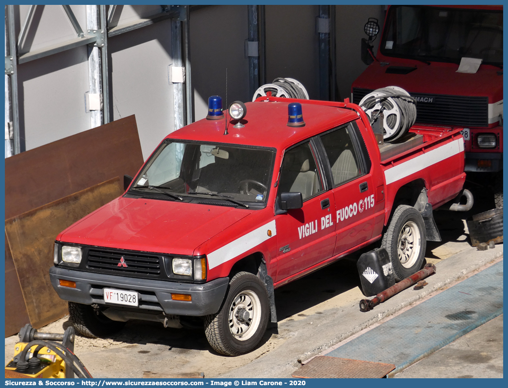 VF 19028
Corpo Nazionale Vigili del Fuoco
Mitsubishi L200 II serie
Parole chiave: VVF;V.V.F.;Corpo;Nazionale;Vigili;del;Fuoco;Vigili;Mitsubishi;L200