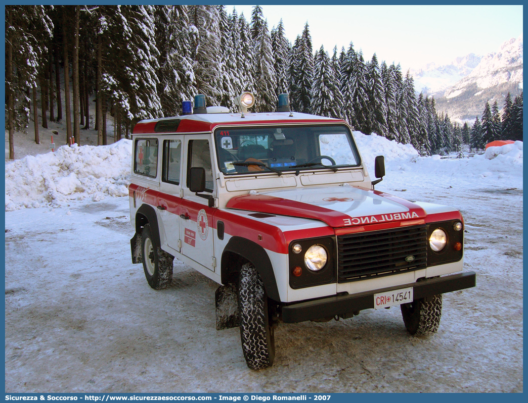 CRI 14541
Croce Rossa Italiana
Bolzano
Land Rover Defender 110
Parole chiave: Croce;Rossa;Italiana;CRI;C.R.I.;Ambulanza;Land Rover;Defender;110;Bolzano;14541