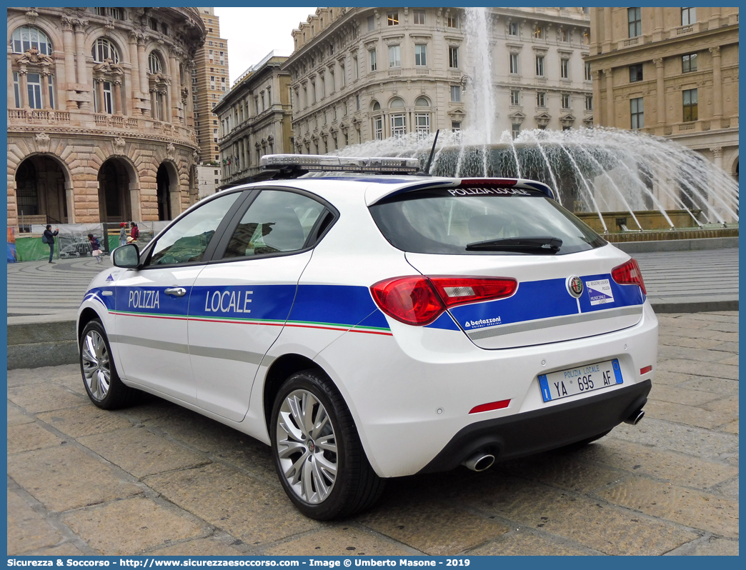 Polizia Locale YA695AF
Polizia Locale
Comune di Loano
Alfa Romeo Nuova Giulietta
I serie II restyling
Allestitore Bertazzoni S.r.l.
Parole chiave: Polizia;Locale;Municipale;Loano;Alfa Romeo;Nuova Giulietta;Bertazzoni;YA695AF;YA 695 AF