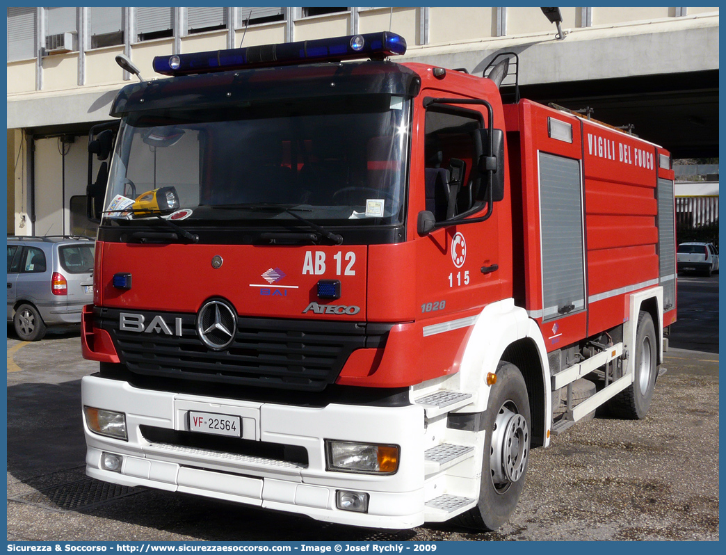 VF 22564
Corpo Nazionale Vigili del Fuoco
Mercedes Benz Atego 1828 I serie restyling
Allestitore BAI S.r.l.
Parole chiave: Corpo;Nazionale;Vigili del Fuoco;Vigili;Fuoco;ABP;A.B.P.;AutoBottePompa;AutoBotte;Mercedes Benz;Atego;1828;BAI;B.A.I.;22564