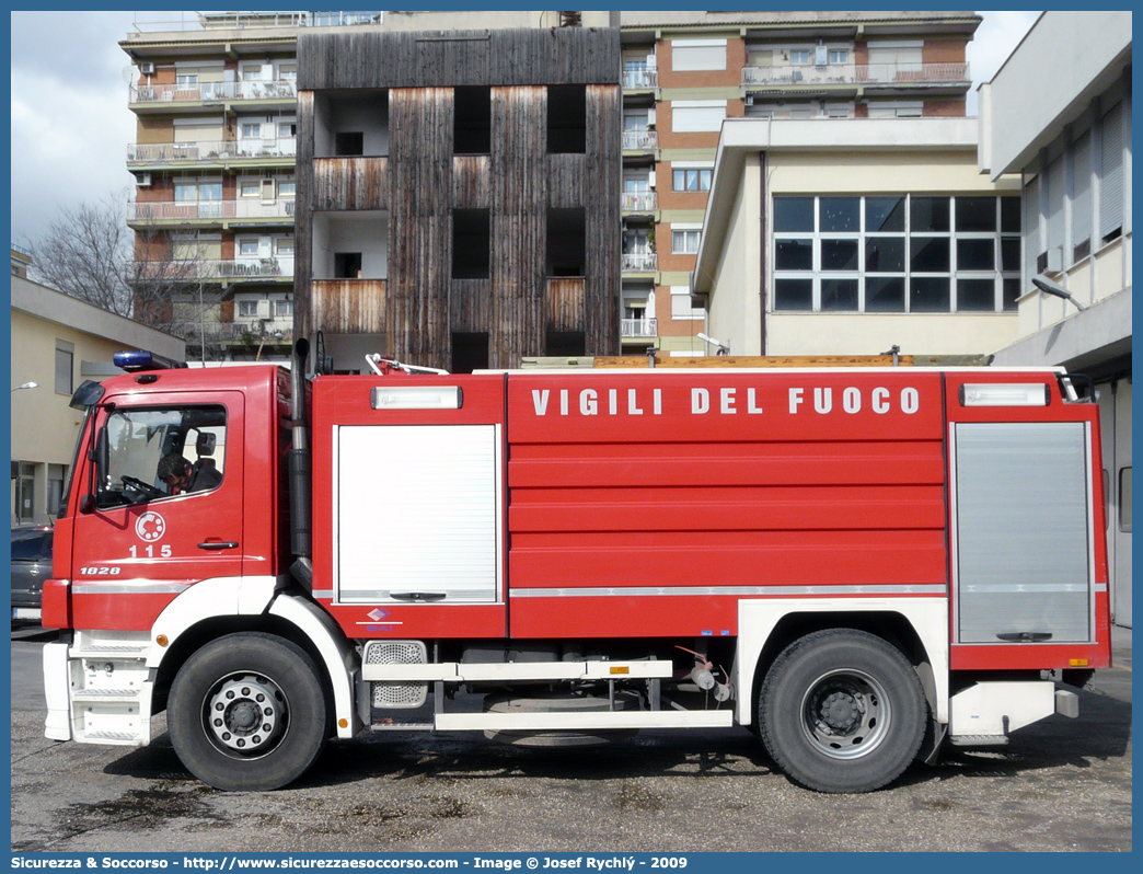 VF 22564
Corpo Nazionale Vigili del Fuoco
Mercedes Benz Atego 1828 I serie restyling
Allestitore BAI S.r.l.
Parole chiave: Corpo;Nazionale;Vigili del Fuoco;Vigili;Fuoco;ABP;A.B.P.;AutoBottePompa;AutoBotte;Mercedes Benz;Atego;1828;BAI;B.A.I.;22564