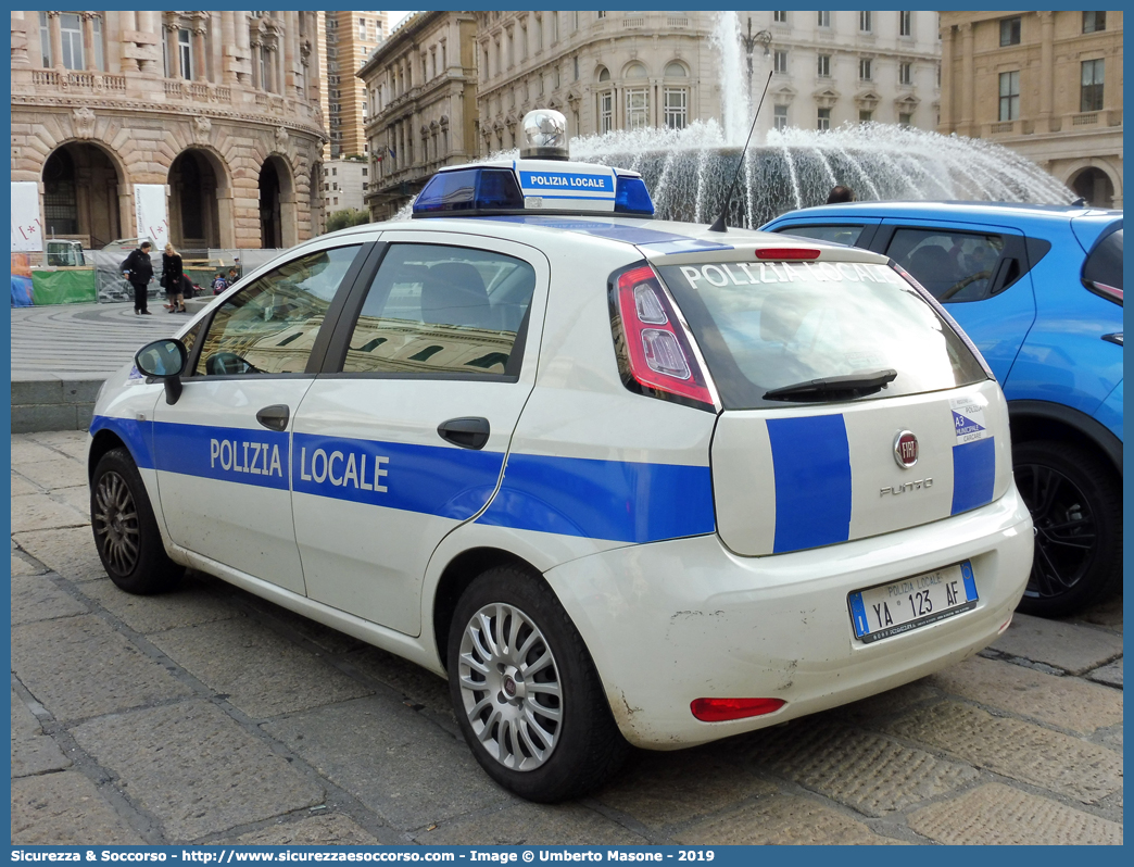 Polizia Locale YA123AF
Polizia Locale
Comune di Carcare
Fiat Punto IV serie
Parole chiave: Polizia;Locale;Municipale;Carcare;Fiat;Punto;YA123AF;YA 123 AF