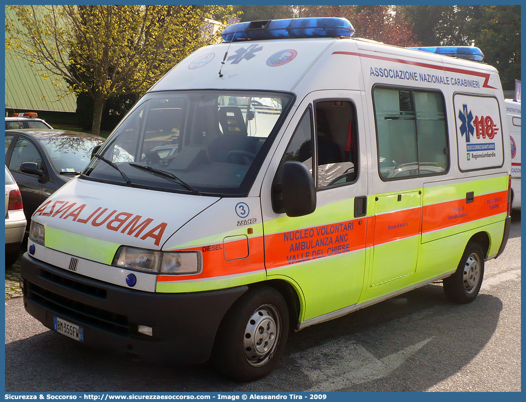 3
Associazione Nazionale Carabinieri
Valle del Chiese (iPn 1)
Fiat Ducato II serie
(variante)
Parole chiave: Associazione;Nazionale;Carabinieri;ANC;A.N.C.;Valle del Chiese;Ambulanza;Fiat;Ducato