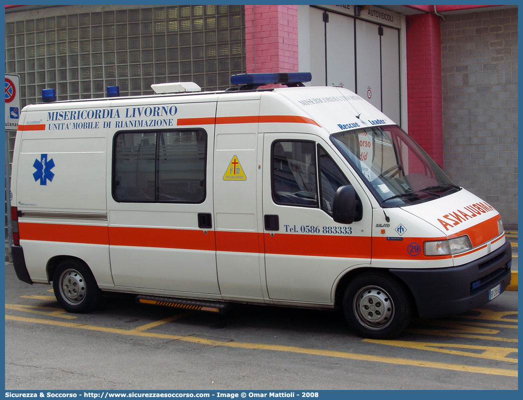 29
Misericordia di Livorno
Fiat Ducato II serie
Allestitore Mariani Fratelli S.r.l.
Parole chiave: Misericordie;Misericordia;Livorno;Ambulanza;Fiat;Ducato;Mariani Fratelli