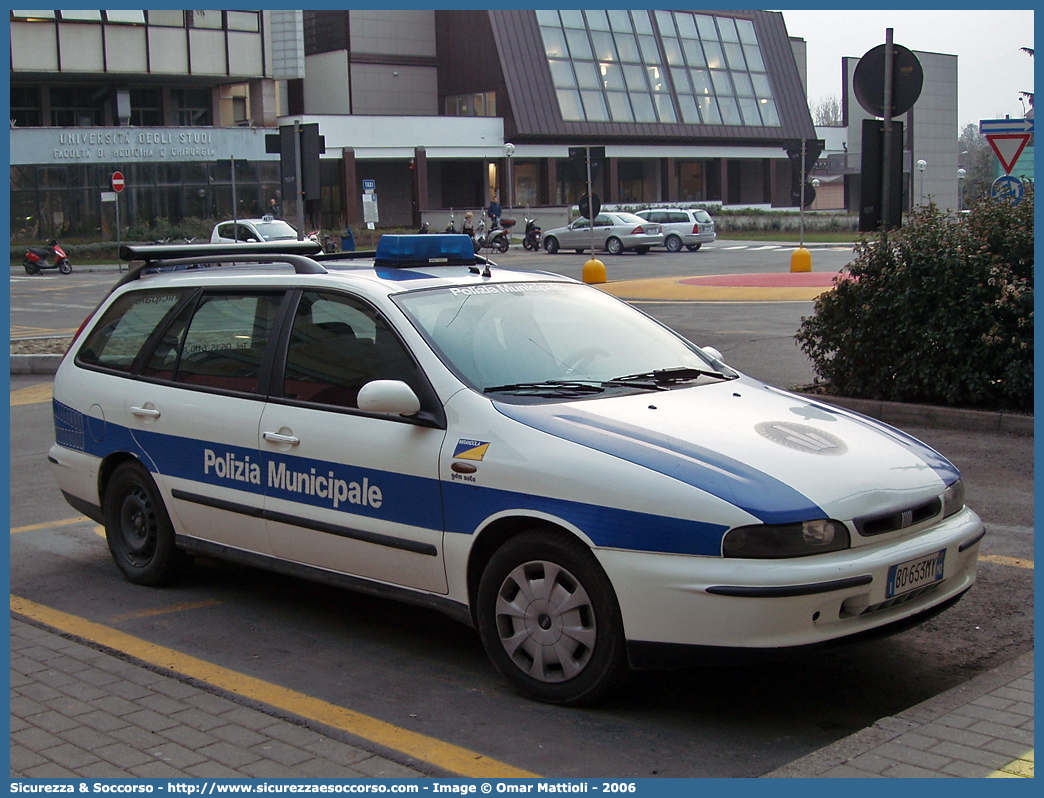 -
Polizia Municipale
Comune di Mirandola
Fiat Marea Weekend
Parole chiave: Polizia;Locale;Municipale;Mirandola;Fiat;Marea;Weekend;Week End;WE;W.E.;Station Wagon;SW;S.W.