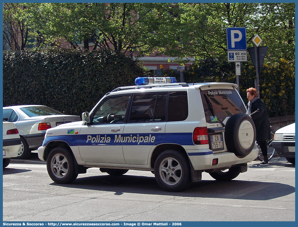 -
Polizia Municipale
Comune di Marano sul Panaro
Mitsubishi Pajero Pinin
Allestitore Bertazzoni S.r.l.
Parole chiave: Polizia;Locale;Municipale;Marano sul Panaro;Mitsubishi;Pajero;Pinin;Bertazzoni