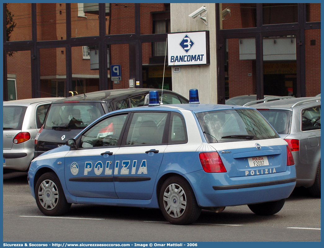 Polizia F2097
Polizia di Stato
Fiat Stilo II serie
Parole chiave: PS;P.S.;Polizia;di;Stato;Pubblica;Sicurezza;Fiat;Stilo;F2097