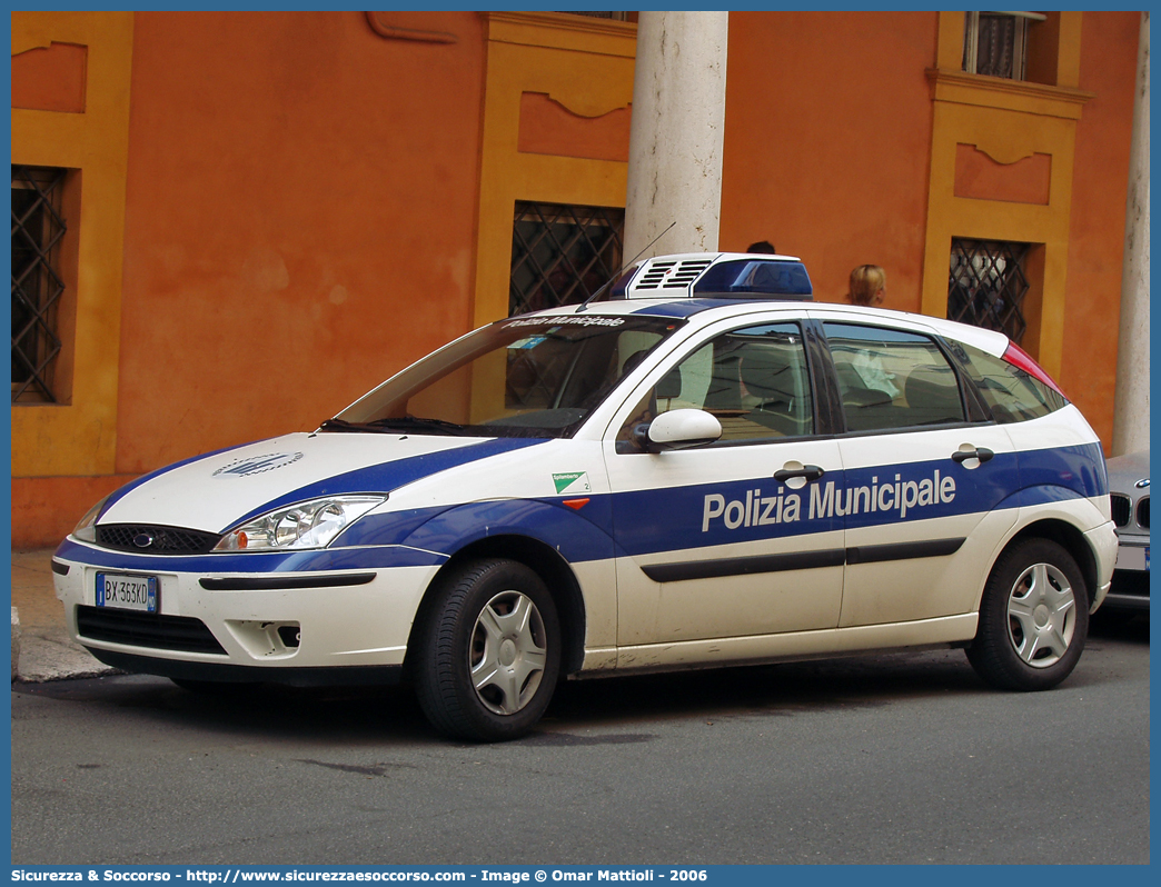 -
Polizia Municipale
Comune di Spilamberto
Ford Focus I serie
Parole chiave: Polizia;Locale;Municipale;Spilamberto;Ford;Focus