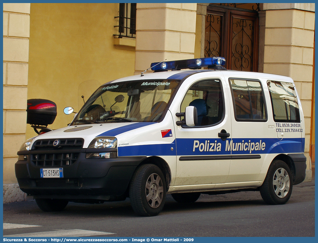 -
Polizia Municipale
Comune di Maranello
Fiat Doblò I serie
Allestitore Bertazzoni S.r.l.
Parole chiave: Polizia;Locale;Municipale;Maranello;Fiat;Doblò;Doblo;Bertazzoni