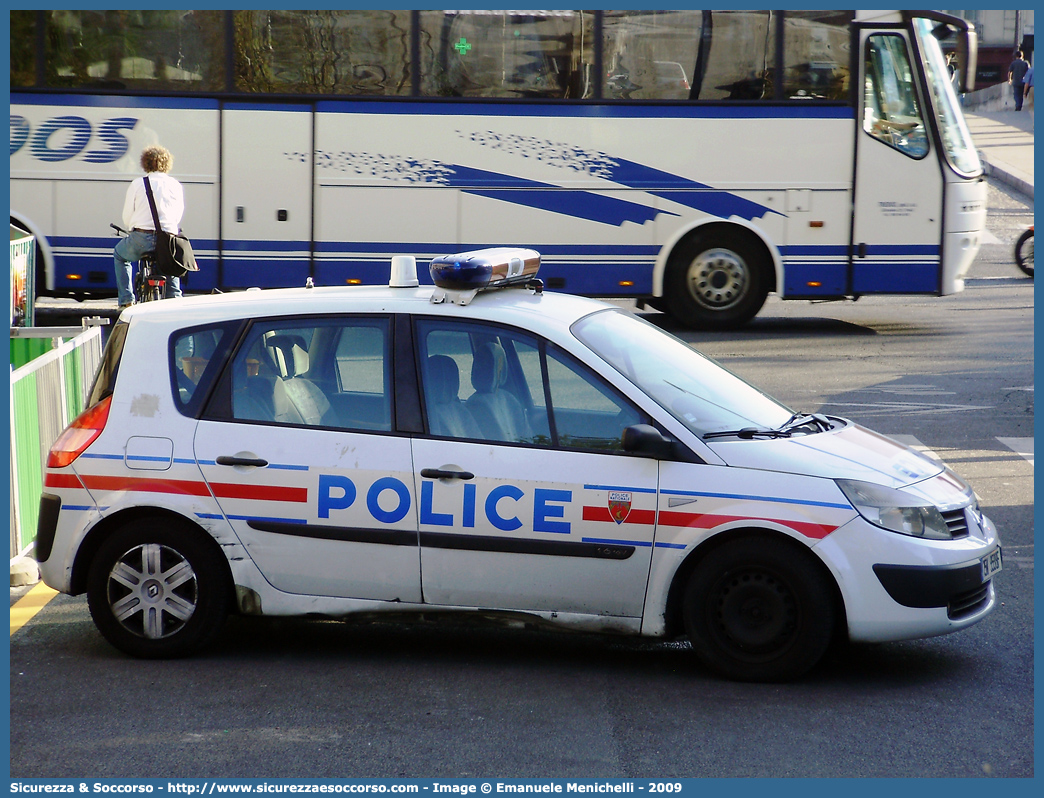 -
République Française
Police Nationale
Renault Scenic II generation
Parole chiave: Repubblica;Francese;République;Française;Police;Nationale;Polizia;Nazionale;Renault;Scenic