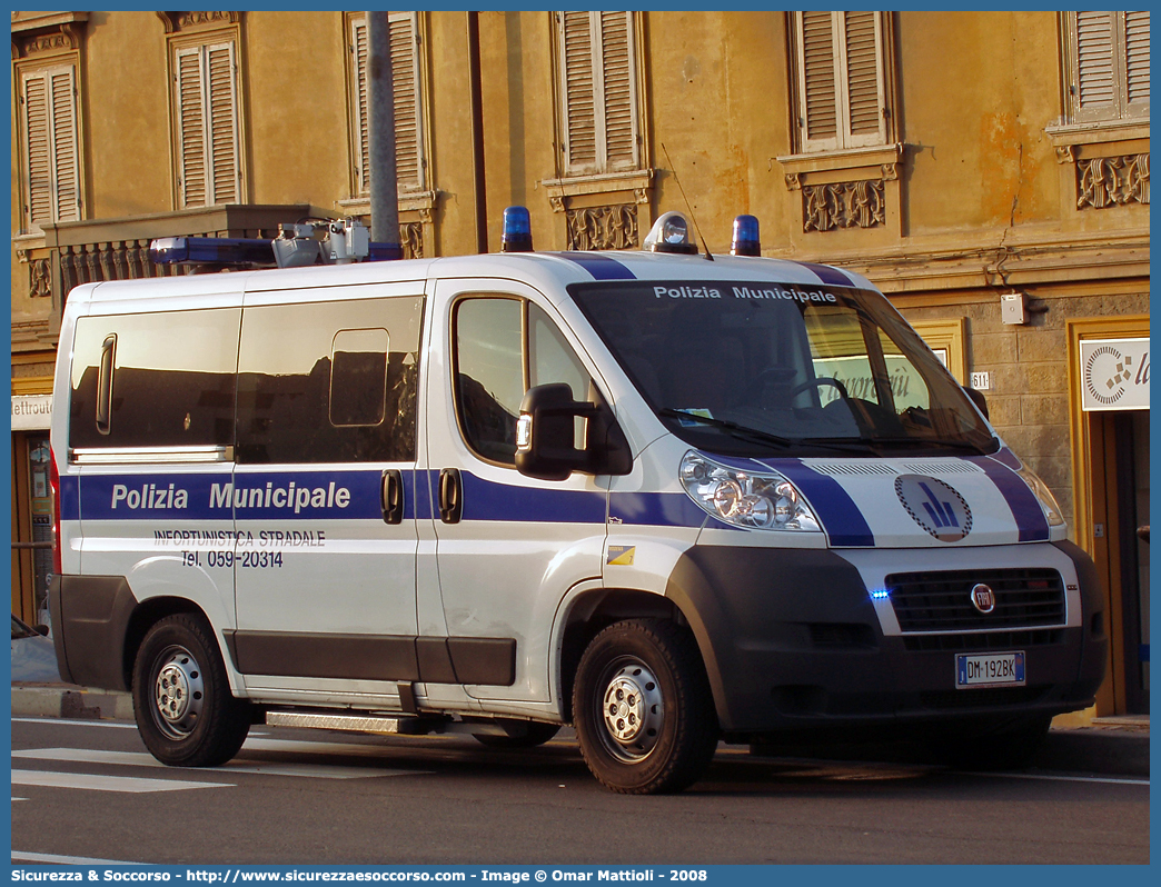 -
Polizia Municipale
Comune di Modena
Fiat Ducato III serie
Allestitore Olmedo S.p.A.
Parole chiave: Polizia;Locale;Municipale;Modena;Fiat;Ducato;X250;Olmedo