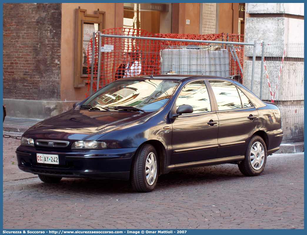 CC AY242
Arma dei Carabinieri
Fiat Marea
Parole chiave: CC;C.C.;Arma;dei;Carabinieri;Fiat;Marea