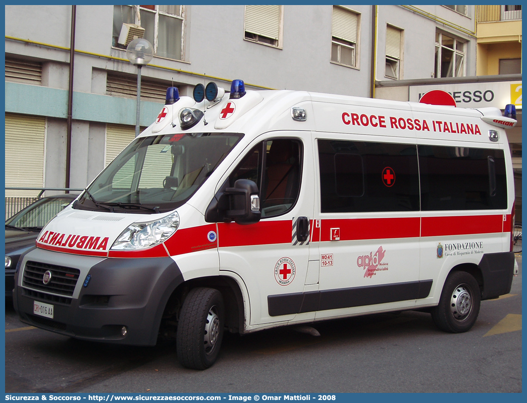 CRI 016AA
Croce Rossa Italiana
Modena
Fiat Ducato III serie
Allestitore Orion S.r.l.
Parole chiave: Croce;Rossa;Italiana;CRI;C.R.I.;Ambulanza;Fiat;Ducato;X250;Modena;Orion