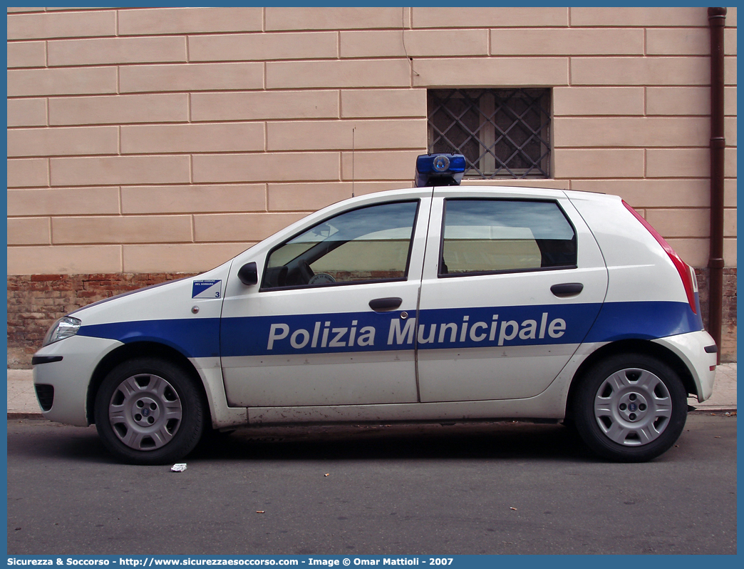 -
Polizia Municipale
Unione Comuni del Sorbara
Fiat Punto III serie
Parole chiave: Polizia;Locale;Municipale;Sorbara;Bastiglia;Bomporto;Ravarino;Fiat;Punto