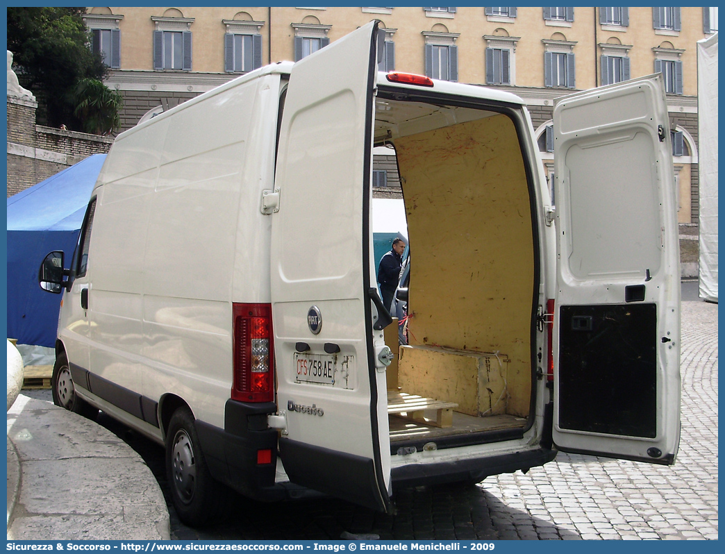 CFS 758AE
Corpo Forestale dello Stato
Fiat Ducato II serie restyling
Parole chiave: Corpo;Forestale;Stato;Corpo Forestale dello Stato;CFS;C.F.S.;Fiat;Ducato