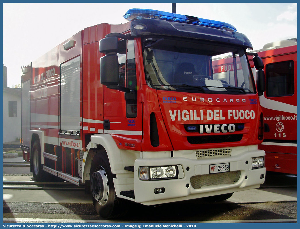 VF 25839
Corpo Nazionale Vigili del Fuoco
Iveco EuroCargo 180E30 III serie
Allestitore Iveco Magirus
Parole chiave: VVF;V.V.F.;Corpo;Nazionale;Vigili;del;Fuoco;ABP;A.B.P.;AutoBottePompa;AutoBotte;Iveco;EuroCargo;180E30;180 E 30;180 E30;Magirus