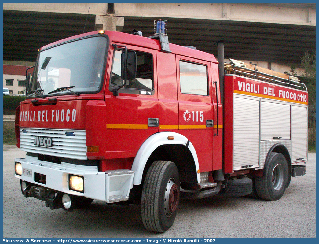 VF 15783
Corpo Nazionale Vigili del Fuoco
Iveco 190-26
Allestitore Baribbi S.p.A.
Parole chiave: VVF;V.V.F.;Corpo;Nazionale;Vigili;del;Fuoco;AutoPompaSerbatoio;APS;A.P.S.;Iveco;190;26;190-26;Baribbi