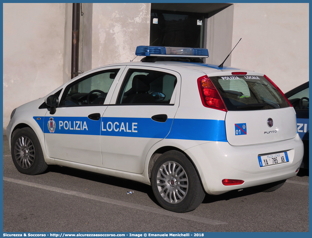 Polizia Locale YA785AB
Polizia Municipale
Comune di Narni
Fiat Punto IV serie
Parole chiave: Polizia;Locale;Municipale;Narni;Fiat;Punto;YA785AB;YA 785 AB