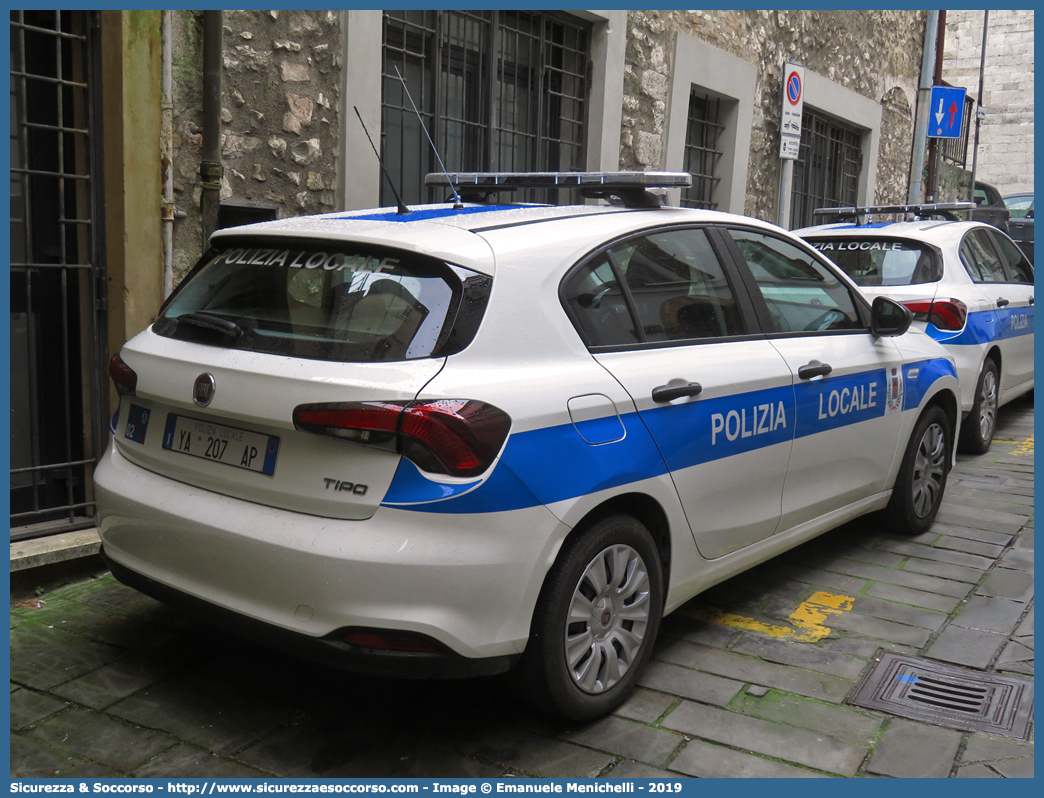 Polizia Locale YA207AP
Polizia Locale
Comune di Narni
Fiat Nuova Tipo 5Porte
Parole chiave: Polizia;Locale;Municipale;Narni;Fiat;Nuova Tipo;5Porte;5 Porte;YA207AP;YA 207 AP