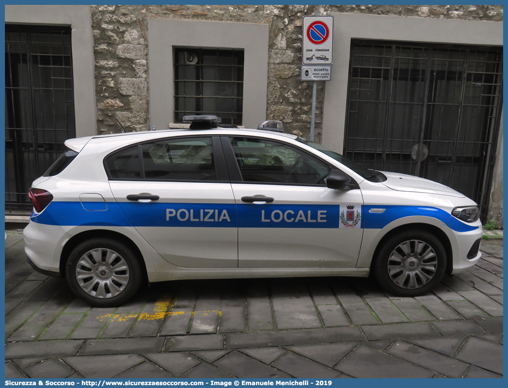 Polizia Locale YA206AP
Polizia Locale
Comune di Narni
Fiat Nuova Tipo 5Porte
Parole chiave: Polizia;Locale;Municipale;Narni;Fiat;Nuova Tipo;5Porte;5 Porte;YA206AP;YA 206 AP