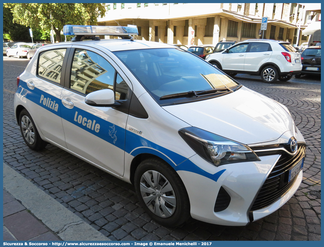 Polizia Locale YA671AN
Polizia Locale
Comune di Terni
Toyota Yaris Hybrid III serie restyling
Parole chiave: Polizia;Locale;Municipale;Terni;Toyota;Yaris;Hybrid;YA671AN;YA 671 AN