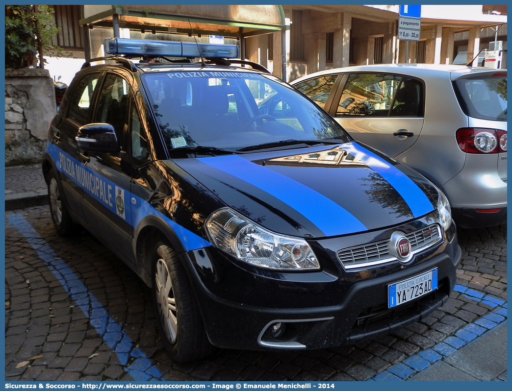 Polizia Locale YA723AD
Polizia Municipale
Comune di Ferentillo
Fiat Sedici II serie
Parole chiave: Polizia;Locale;Municipale;Ferentillo;Fiat;Sedici;YA723AD;YA 723 AD