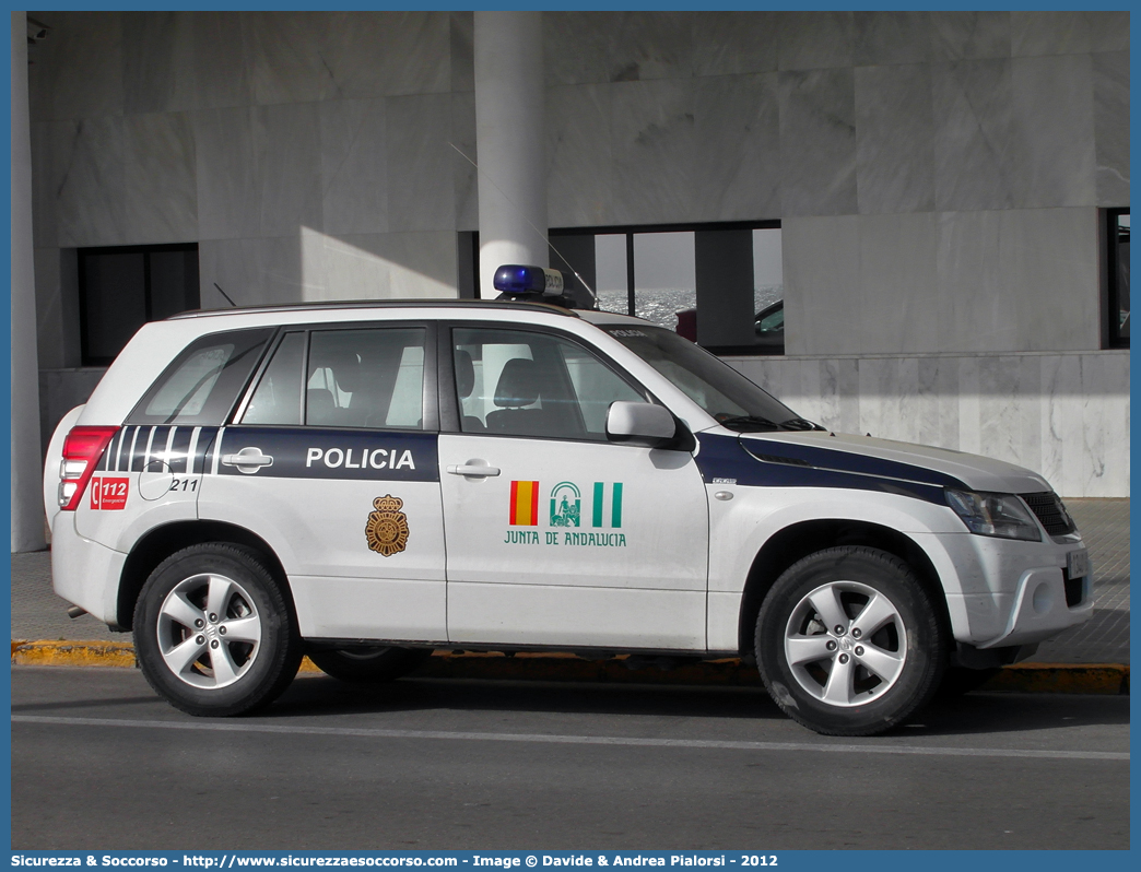 211
Reino de España
Policia Autonómica de Andalucía
Suzuki Grand Vitara III generation
Parole chiave: Regno di Spagna;Spagna;Espana;España;Reino de España;Policia;Autonomica;Autonómica;Andalucía;Andalucia;Suzuki;Grand;Vitara