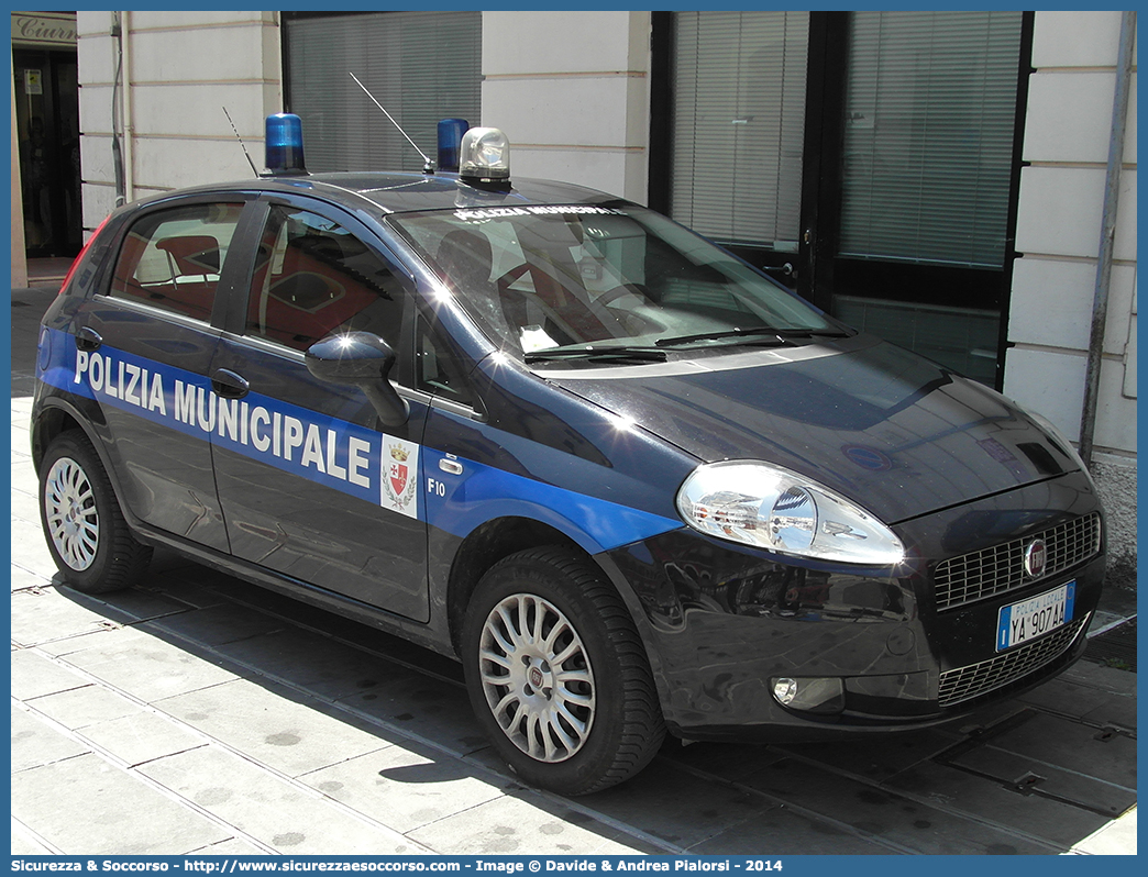 Polizia Locale YA907AA
Polizia Municipale
Comune di Foligno
Fiat Grande Punto
Parole chiave: Polizia;Locale;Municipale;Foligno;Fiat;Grande Punto;YA907AA