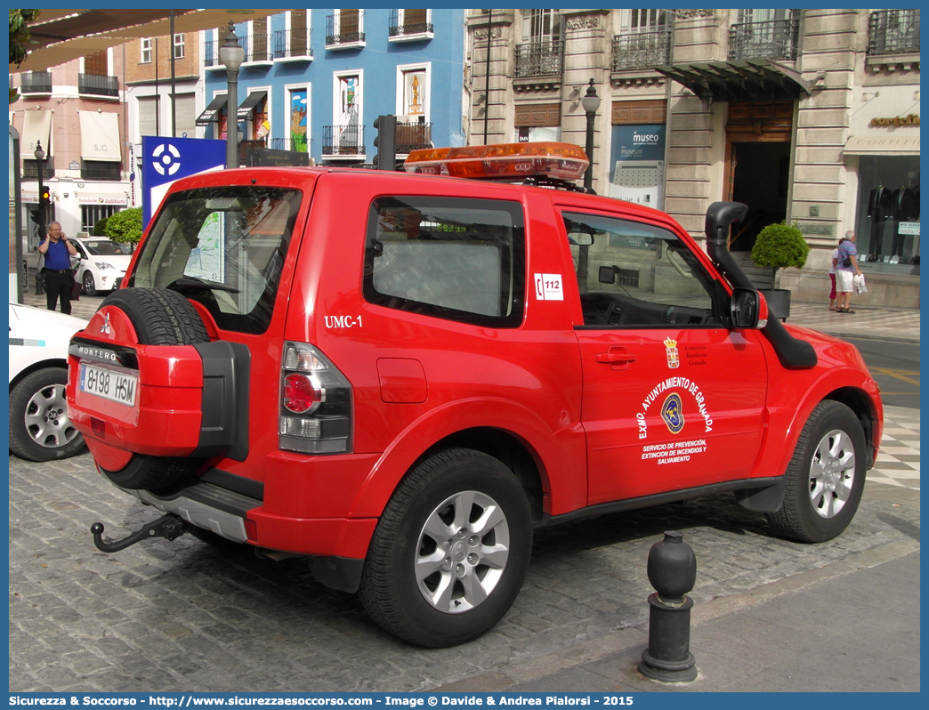 UMC-1
Reino de España
Servicio de Prevención,
Extinción de Incendios y Salvamentos
Ayuntamiento de Granada
Mitsubishi Pajero SWB IV generation
Parole chiave: Regno di Spagna;Spagna;Espana;España;Reino de España;Servicio;Prevencion;Extincion;Incendios;Salvamentos;Ayuntamiento;SPEIS;S.P.E.I.S.;Bomberos;Granada;Mitsubishi;Pajero;SWB