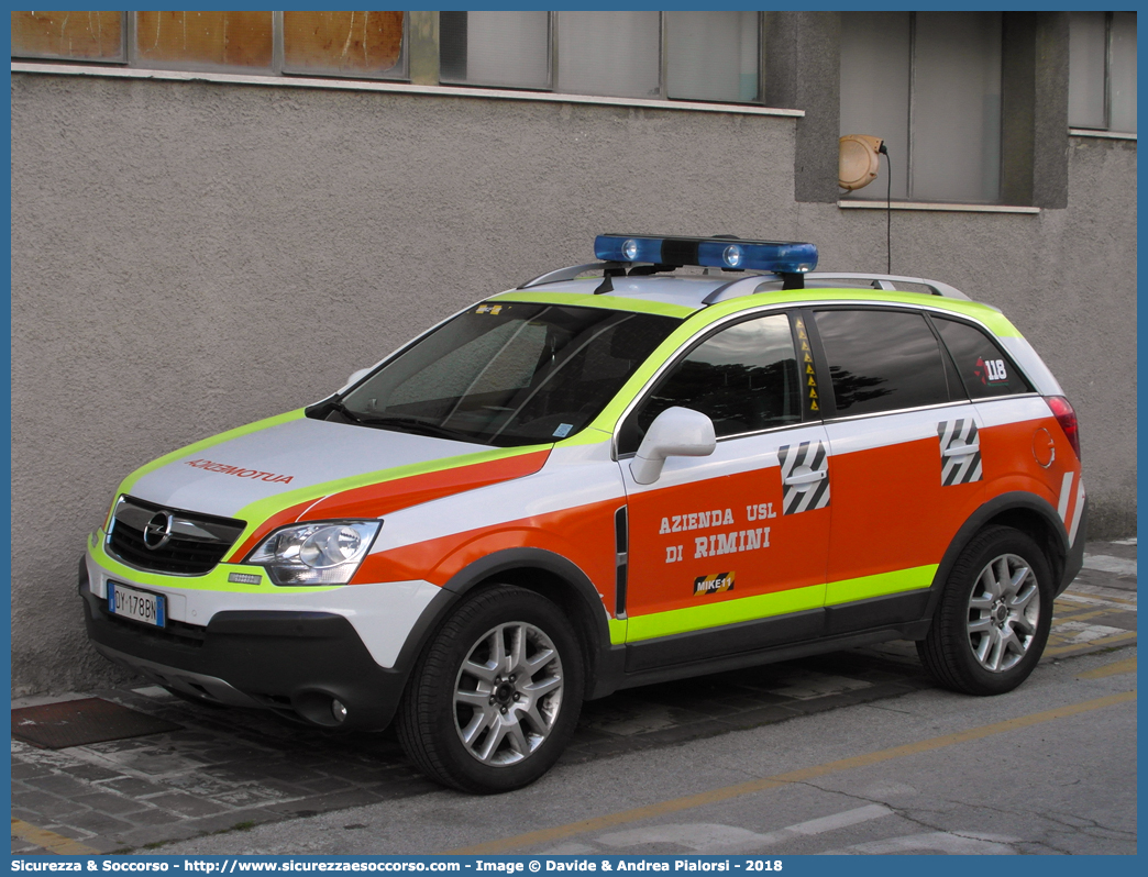 MIKE 11
118 Romagna Soccorso
Ambito Territoriale di Rimini
Opel Antara
Allestitore Vision S.r.l.
Parole chiave: 118;Romagna;Soccorso;Rimini;Automedica;Automedicalizzata;Auto Medica;Auto Medicalizzata;Opel;Antara;Vision