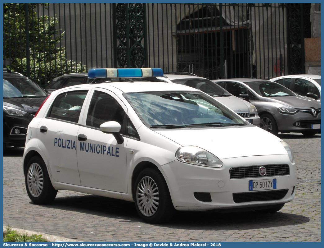 -
Polizia Municipale
Comune di San Paolo Bel Sito
Fiat Grande Punto
Parole chiave: Polizia;Locale;Municipale;San Paolo Bel Sito;Fiat;Grande Punto