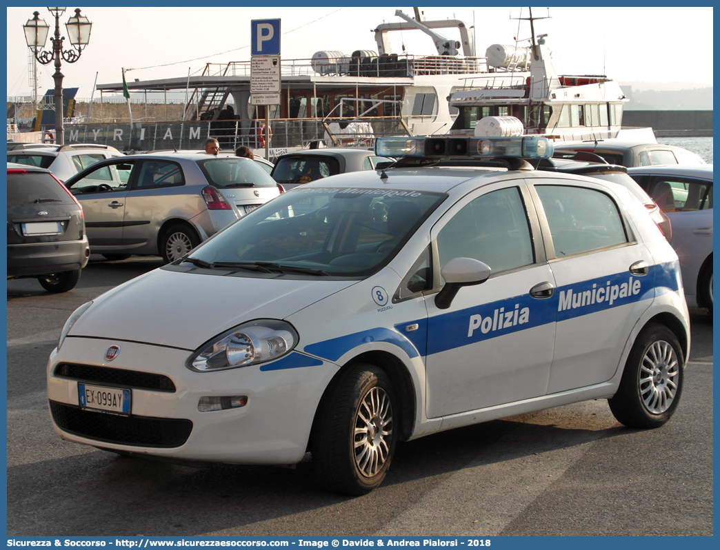 -
Polizia Municipale
Comune di Pozzuoli
Fiat Punto IV serie
Parole chiave: PL;P.L.;PM;P.M.;Polizia;Locale;Municipale;Pozzuoli;Fiat;Punto