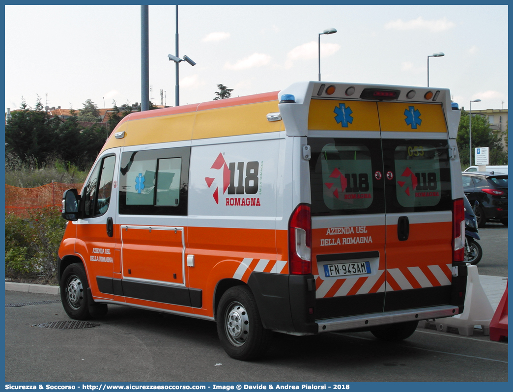 FO 053
118 Romagna Soccorso
Ambito Territoriale di Forlì
Fiat Ducato III serie restyling
Allestitore Safety Car S.r.l.
Parole chiave: 118;Romagna;Forlì;Forli;Soccorso;Ambulanza;Autoambulanza;Fiat;Ducato;X290;X 290;Boneschi;Savio