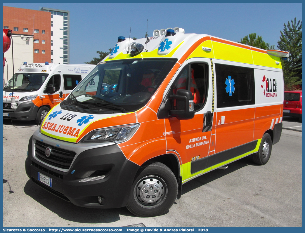 RA 22
118 Romagna Soccorso
Ambito Territoriale di Ravenna
Fiat Ducato III serie restyling
Allestitore Safety Car S.r.l.
Parole chiave: 118;Romagna;Ravenna;Soccorso;Ambulanza;Autoambulanza;Fiat;Ducato;X290;X 290;Orion;Safety Car