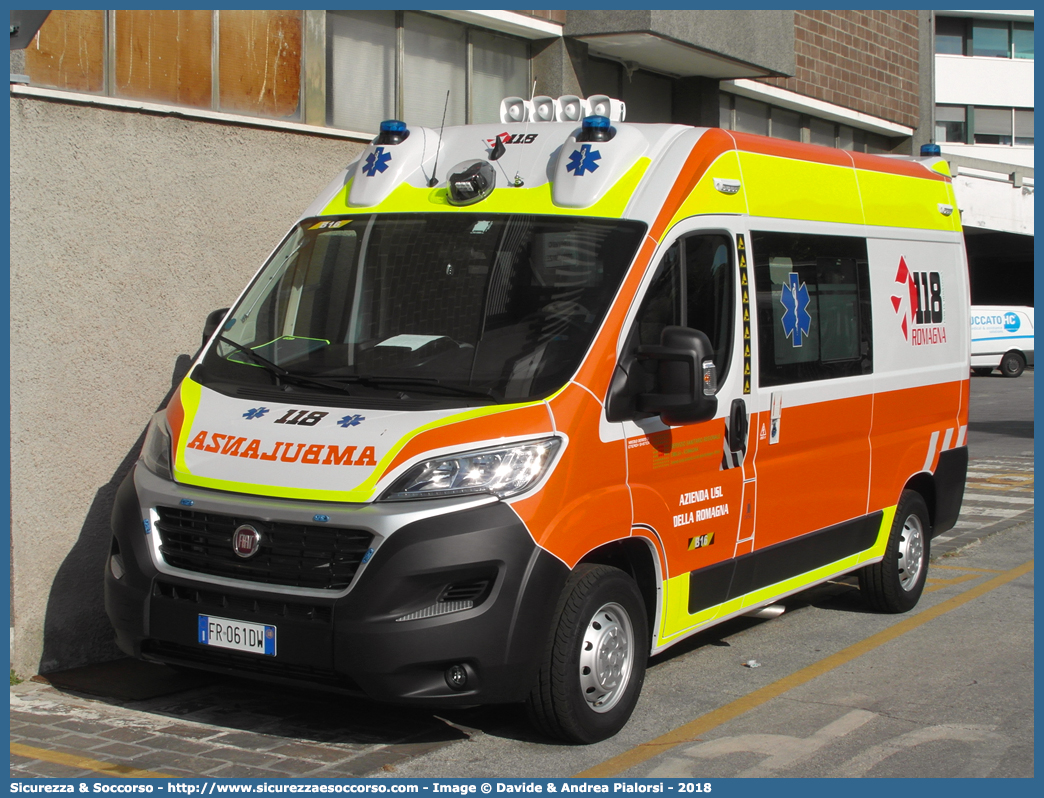 BRAVO 16
118 Romagna Soccorso
Ambito Territoriale di Rimini
Fiat Ducato III serie restyling
Allestitore Safety Car S.r.l.
Parole chiave: 118;Romagna;Soccorso;Rimini;Ambulanza;Autoambulanza;Fiat;Ducato;X290;X 290;Orion;Safety Car