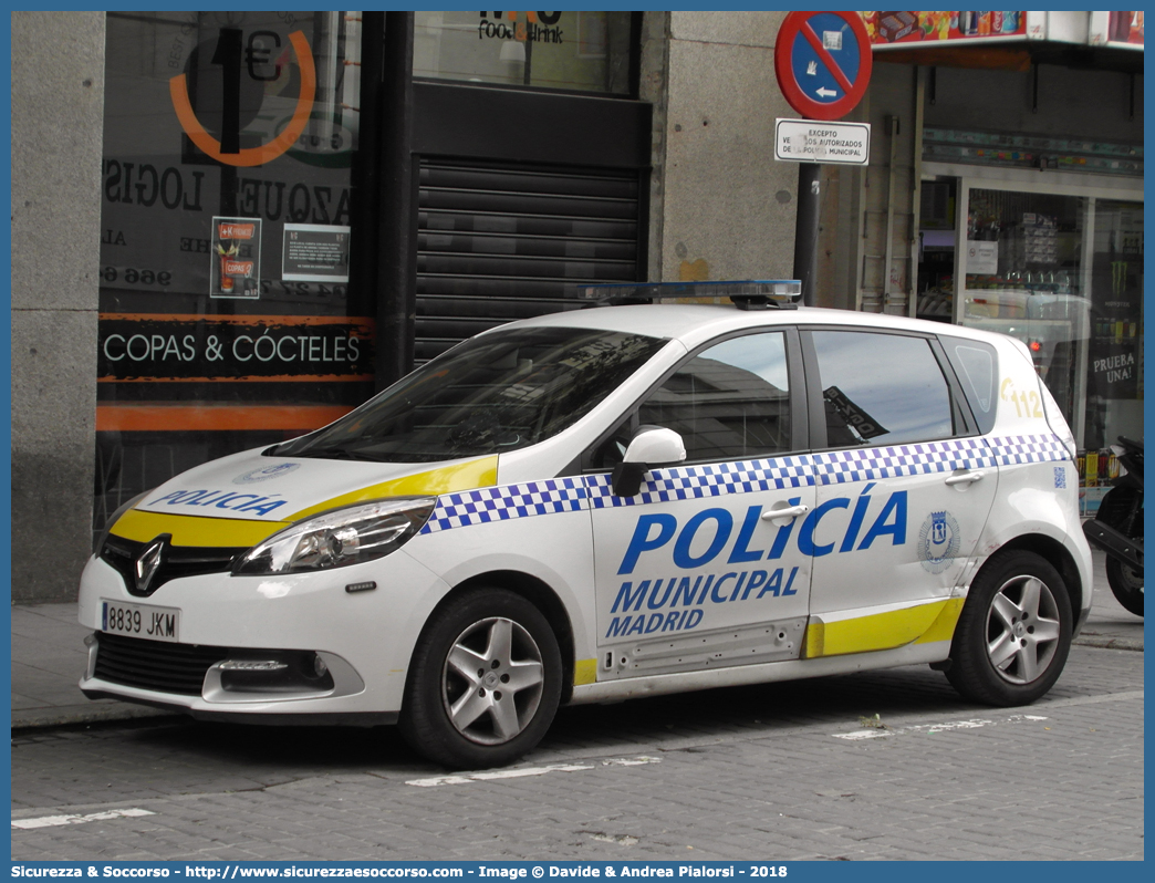 -
Reino de España
Policia Municipal Madrid
Renault Scenic IV generation
Parole chiave: Regno di Spagna;Spagna;Espana;España;Reino de España;Policia;Municipal;Madrid;Renault;Scenic