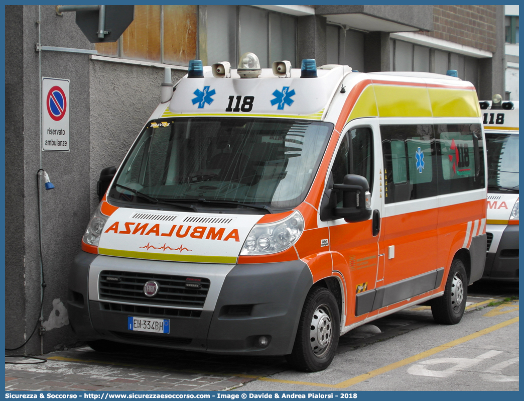 BRAVO 03
118 Romagna Soccorso
Ambito Territoriale di Rimini
Fiat Ducato III serie
Allestitore FAST S.r.l.
Parole chiave: 118;Romagna;Soccorso;Rimini;Ambulanza;Autoambulanza;Fiat;Ducato;X250;X 250;FAST;F.A.S.T.