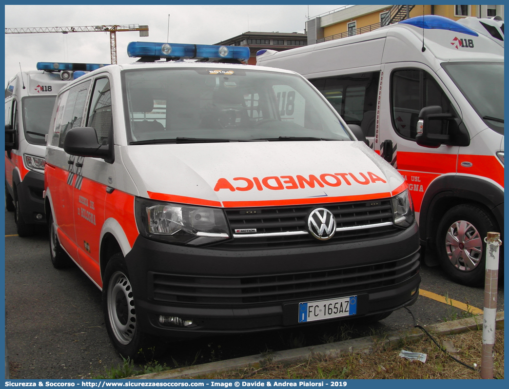 BO 1048
118 Bologna Soccorso
Volkswagen Transporter T6
Allestitore Vision S.r.l.
Parole chiave: 118;Bologna;Soccorso;Automedica;Automedicalizzata;Auto Medica;Auto Medicalizzata;Volkswagen;Transporter;T6;T 6;Vision