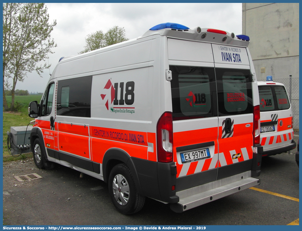 BO 1044
118 Bologna Soccorso
Fiat Ducato III serie restyling
Allestitore Vision S.r.l.
Parole chiave: 118;Bologna;Soccorso;Ambulanza;Autoambulanza;Fiat;Ducato;X290;X 290;Vision