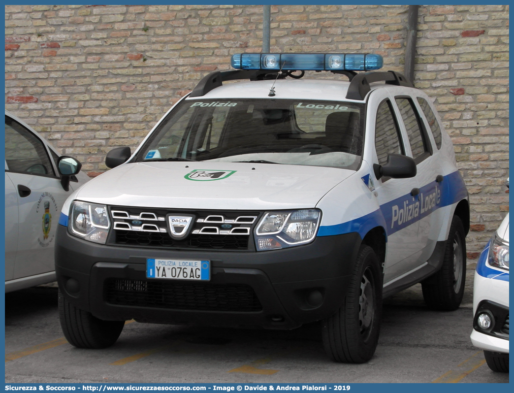 Polizia Locale YA076AG
Polizia Locale
Comune di Loreto
Dacia Duster I serie restyling
Parole chiave: Polizia;Locale;Municipale;Loreto;Dacia;Duster;YA076AG;YA 076 AG