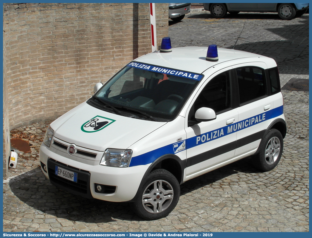 -
Polizia Municipale
Comune di Montelupone
Fiat Nuova Panda 4x4 I serie
Parole chiave: Polizia;Locale;Municipale;Montelupone;Fiat;Nuova Panda;4x4;4 x 4