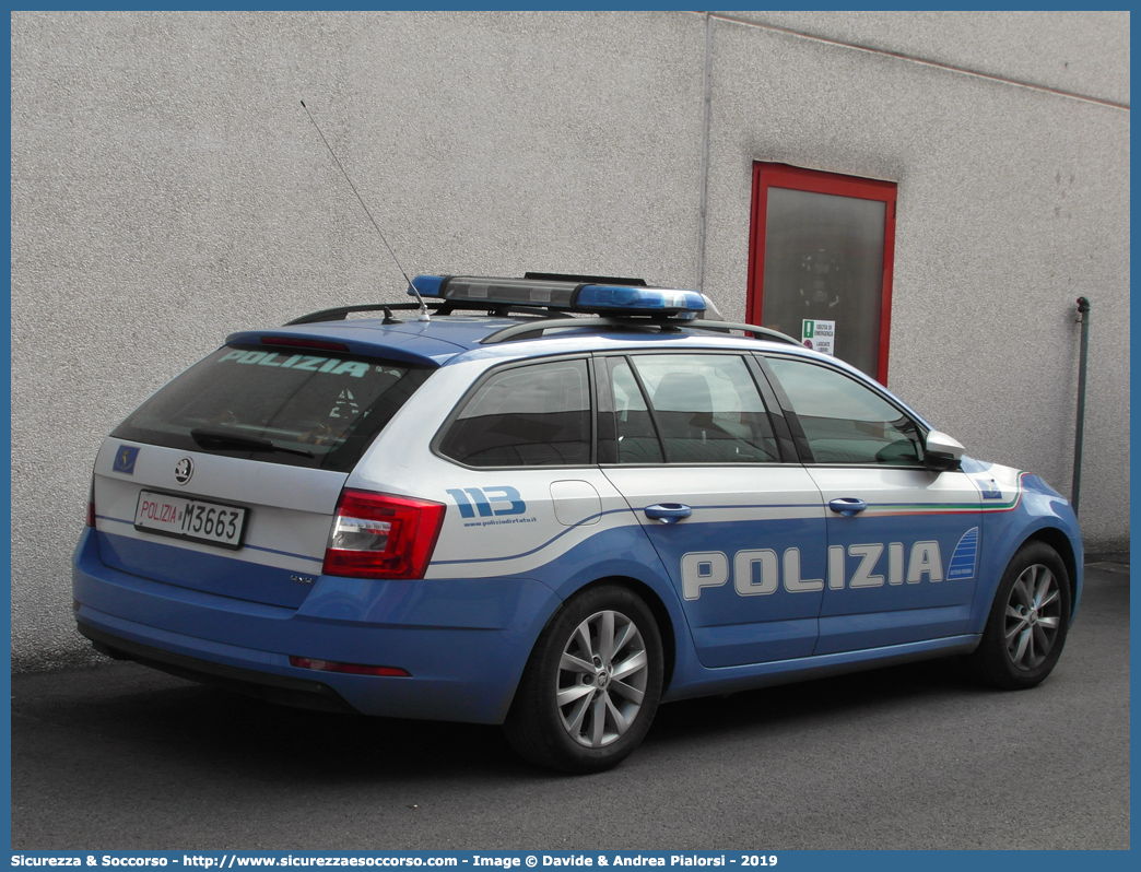 Polizia M3663
Polizia di Stato
Polizia Stradale
Autovia Padana
Skoda Octavia Wagon V serie
Allestitore Focaccia Group S.r.l.
Parole chiave: PS;P.S.;Polizia;di;Stato;Stradale;Autostradale;Autovia;Padana;Skoda;Octavia;Wagon;Focaccia