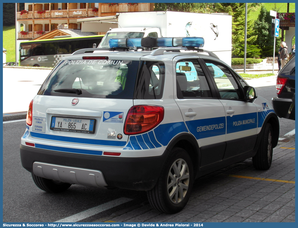 Polizia Locale YA865AC
Polizia Municipale
Comune di Corvara in Badia
Fiat Sedici II serie
Allestitore Polar Special Car S.n.c.
Parole chiave: Polizia;Locale;Municipale;Corvara in Badia;Fiat;Sedici;YA;865;AC;Polar;Special;Car