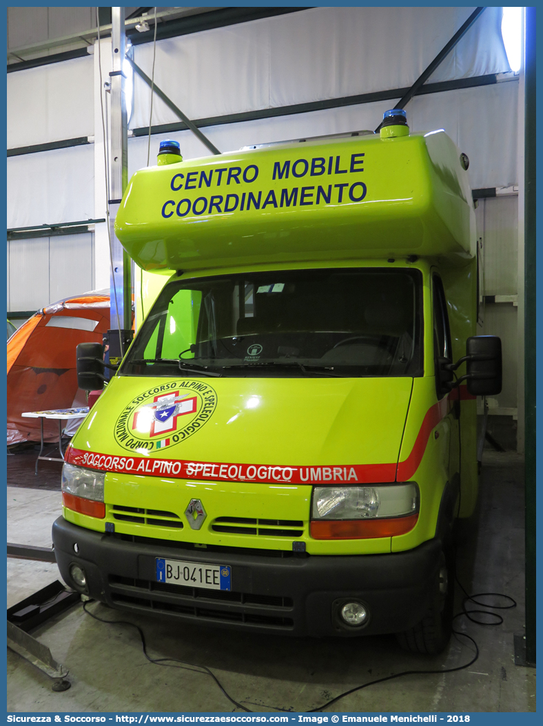 -
Corpo Nazionale
Soccorso Alpino e Speleologico
Zona Speleologica IV Umbria
Renault Master II serie
Parole chiave: CNSAS;C.N.S.A.S.;Corpo;Nazionale;Soccorso;Alpino;Speleologico;Umbria;SASU;S.A.S.U.;Renault;Master