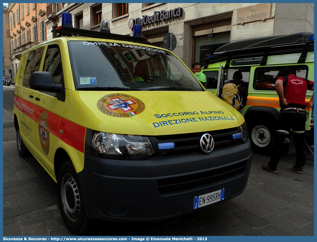 -
Corpo Nazionale
Soccorso Alpino e Speleologico
Direzione Nazionale
Volkswagen Transporter T5 restyling
Parole chiave: CNSAS;C.N.S.A.S.;Corpo;Nazionale;Soccorso;Alpino;Speleologico;Direzione;Nazionale;Volkswagen;Transporter;T5