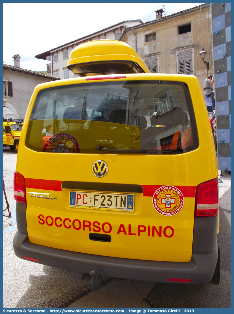 PC F23TN
Corpo Nazionale
Soccorso Alpino e Speleologico
Delegazione Alpina IV Trentino
Volkswagen Transporter T5 restyling
Parole chiave: CNSAS;C.N.S.A.S.;Corpo;Nazionale;Soccorso;Alpino;Speleologico;Trentino;Trento;SAT;S.A.T.;Volkswagen;Transporter;T5;PCF23TN;PC F23TN