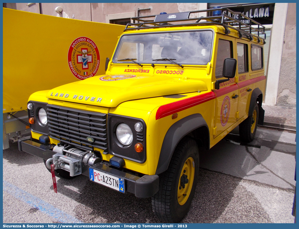 PC A23TN
Corpo Nazionale
Soccorso Alpino e Speleologico
Delegazione Alpina IV Trentino
Land Rover Defender 110
Parole chiave: CNSAS;C.N.S.A.S.;Corpo;Nazionale;Soccorso;Alpino;Speleologico;Trentino;Trento;SAT;S.A.T.;Land;Rover;Defender;110;PC A23TN;PCA23TN