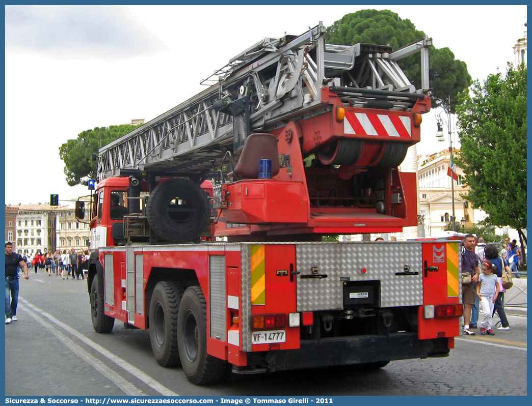 VF 14777
Corpo Nazionale Vigili del Fuoco
Iveco 330-35
Allestitore Magirus
Allestitore Fortini S.r.l.
Parole chiave: VVF;V.V.F.;Corpo;Nazionale;Vigili;del;Fuoco;AutoScala;AS;Iveco;330-35;330;330 - 35;Magirus;Fortini